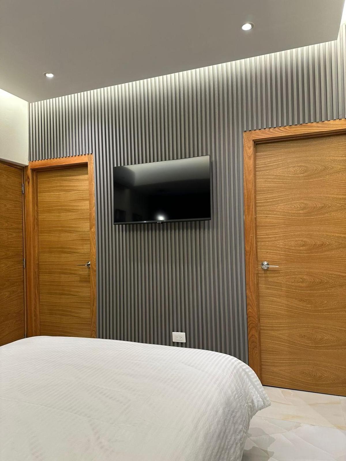 Downtown Luxury Apt Naco: 2Br 2Ba Santo Domingo Buitenkant foto
